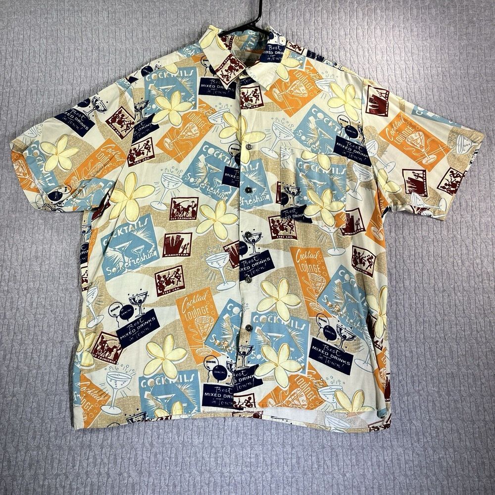 Munsingwear Button Up Shirt Mens Large Beige Cocktail Lounge Martini Rayon Print